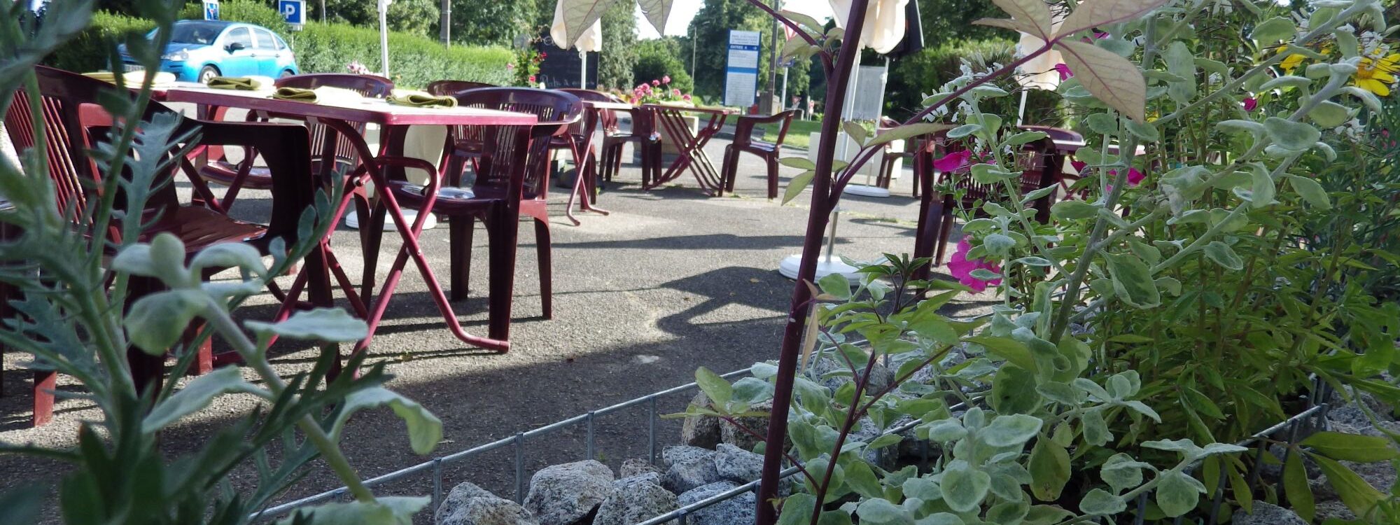 Le beau temps est l&agrave;, le terrasse aussi. Wittelsheim