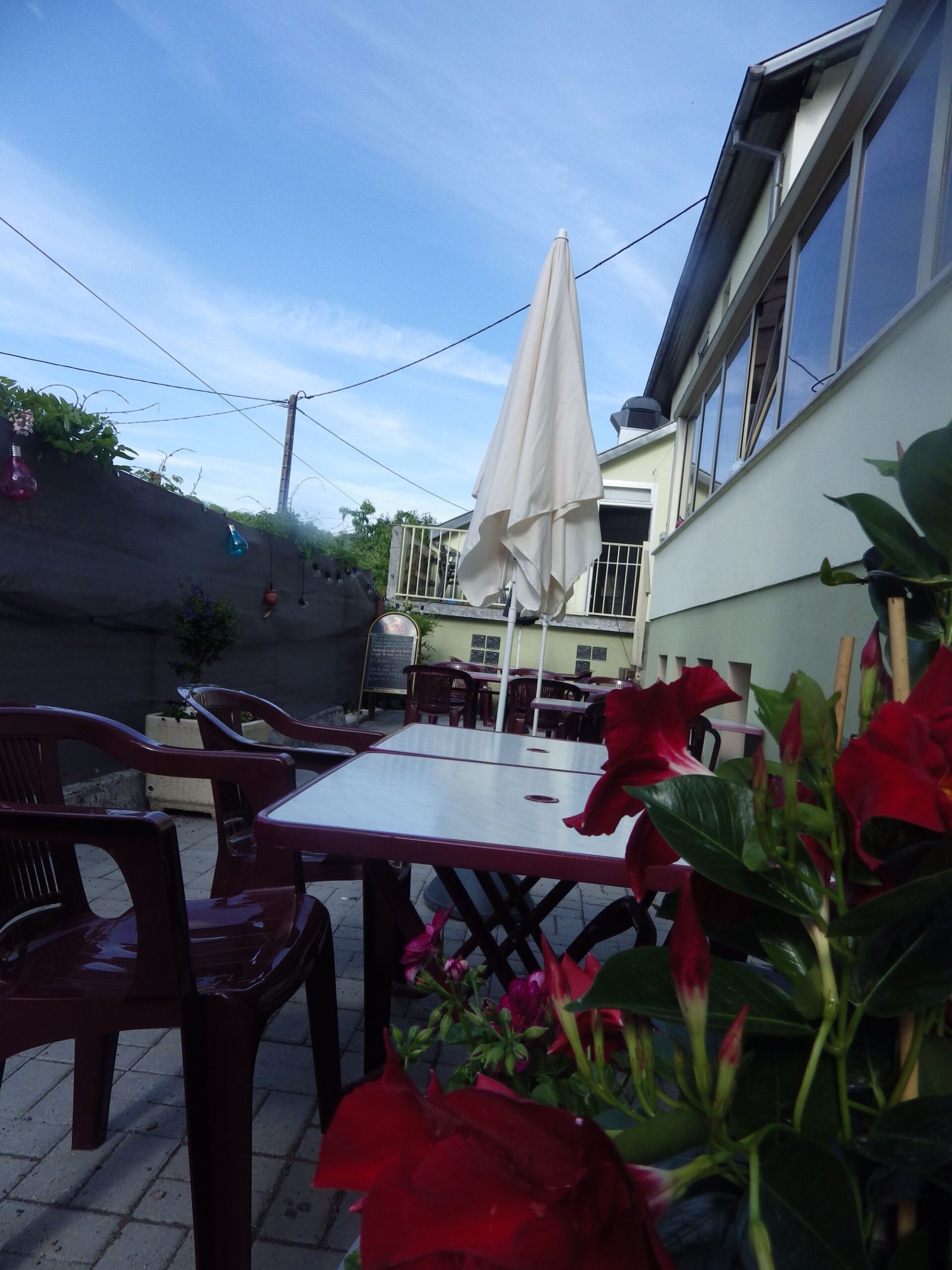 La Terrasse de l’alc&ocirc;ve est ouverte. Saint-Louis 0