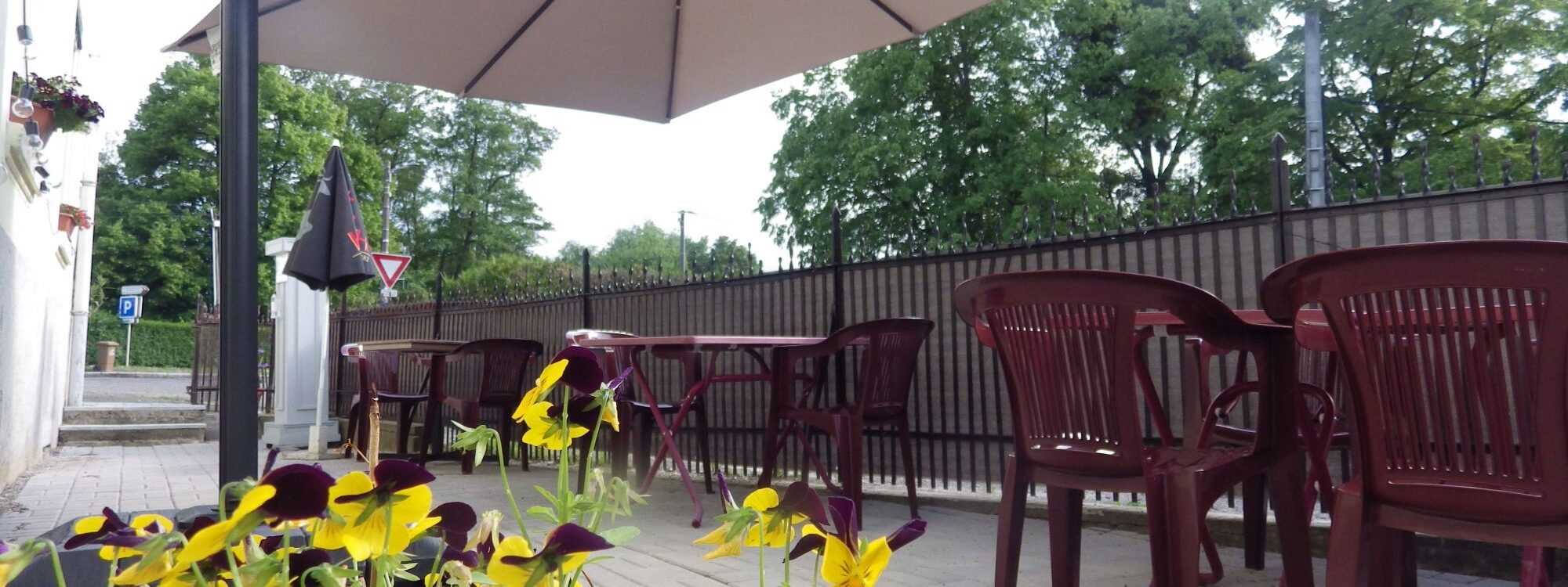 Notre Terrasse ouverte quand le soleil montre le bout de son nez Pfastatt