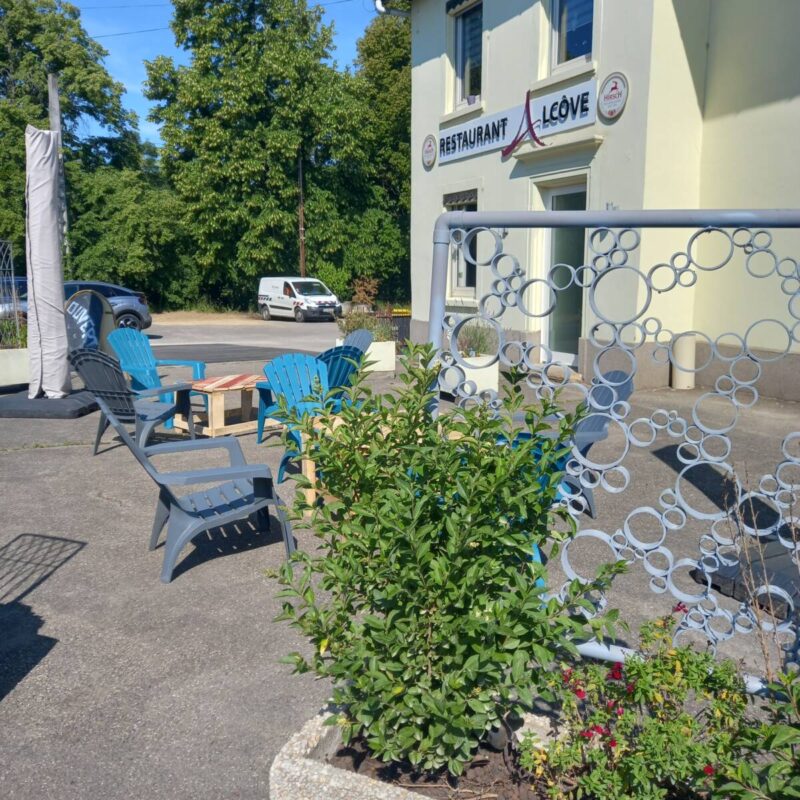 Notre Terrasse ouverte quand le soleil montre le bout de son nez Pfastatt 0